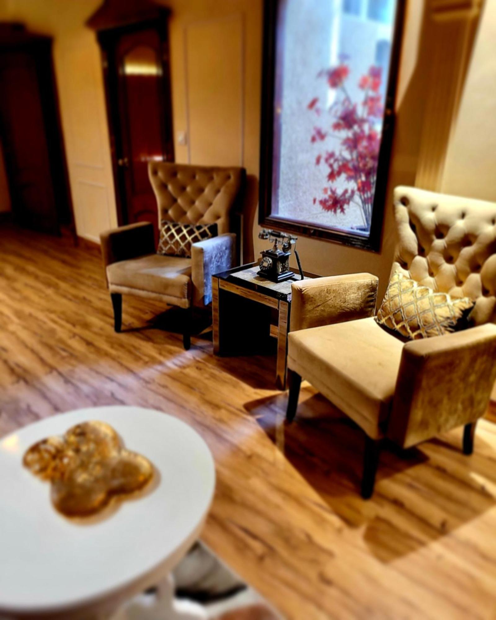 Victorian Elegance Luxury Stays Амритсар Экстерьер фото